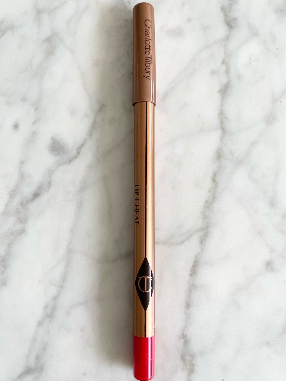 NWT CHARLOTTE TILBURY Lip Cheat Re-Shape and Re-Size Lip Liner - KISS 'N TELL